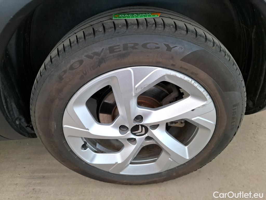  Citroen  C5 Aircross CITROEN  / 2022 / 5P / SUV Hybride rechargeable 225 e-EAT8 Feel #3