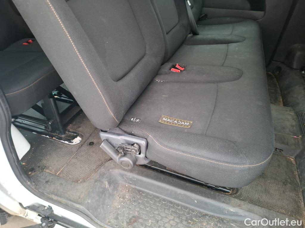  Renault  Trafic RENAULT  4p Combi Zen L1 Energy dCi 125 8 places #24