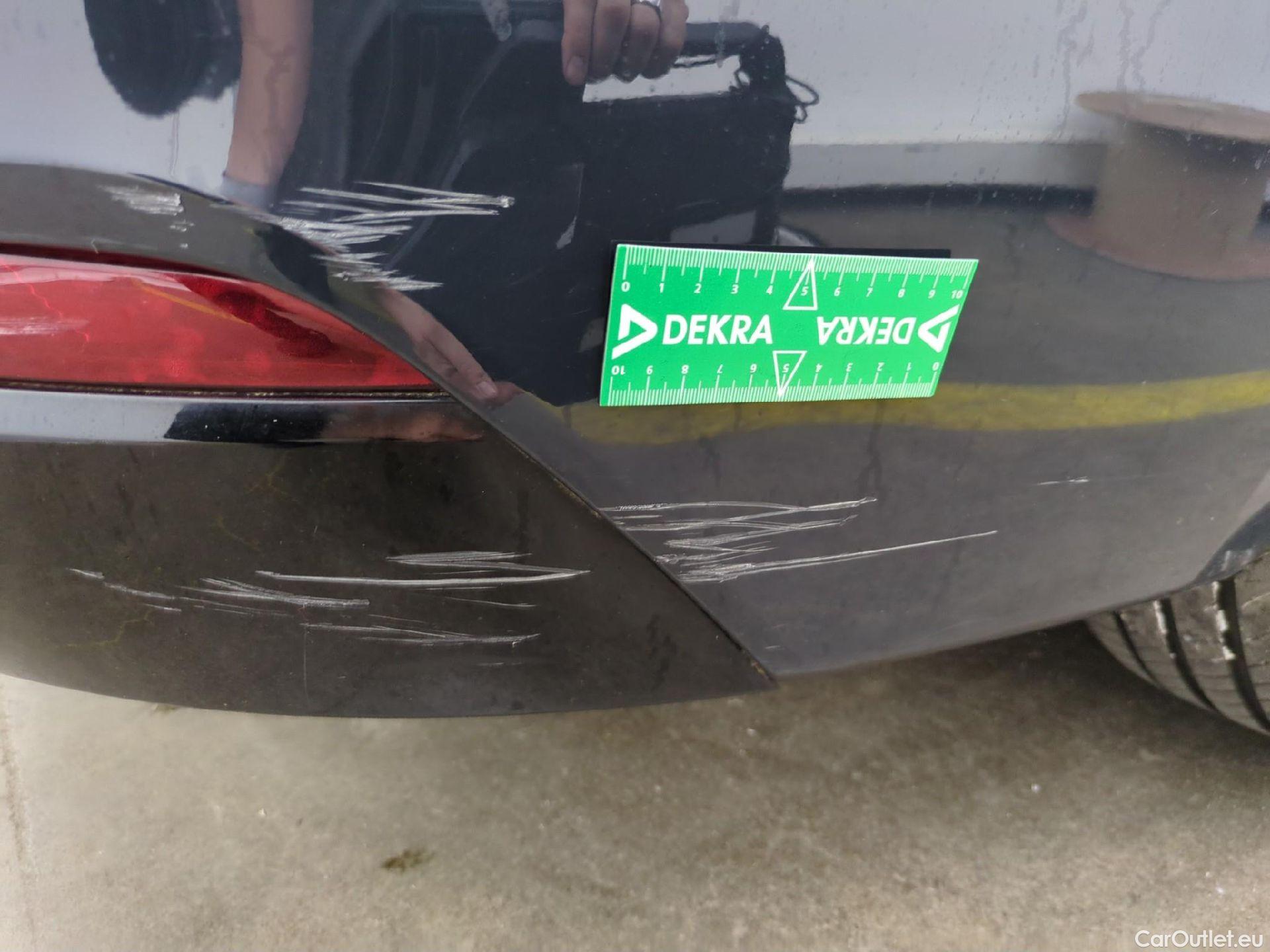  Peugeot  508 PEUGEOT  / 2018 / 5P / Berline HYBRID 225 E-EAT8 GT #90