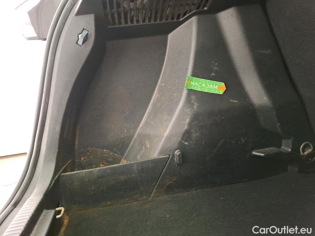  Peugeot  2008  Active Pack 1.2 PureTech 100CV BVM6 E6d #42