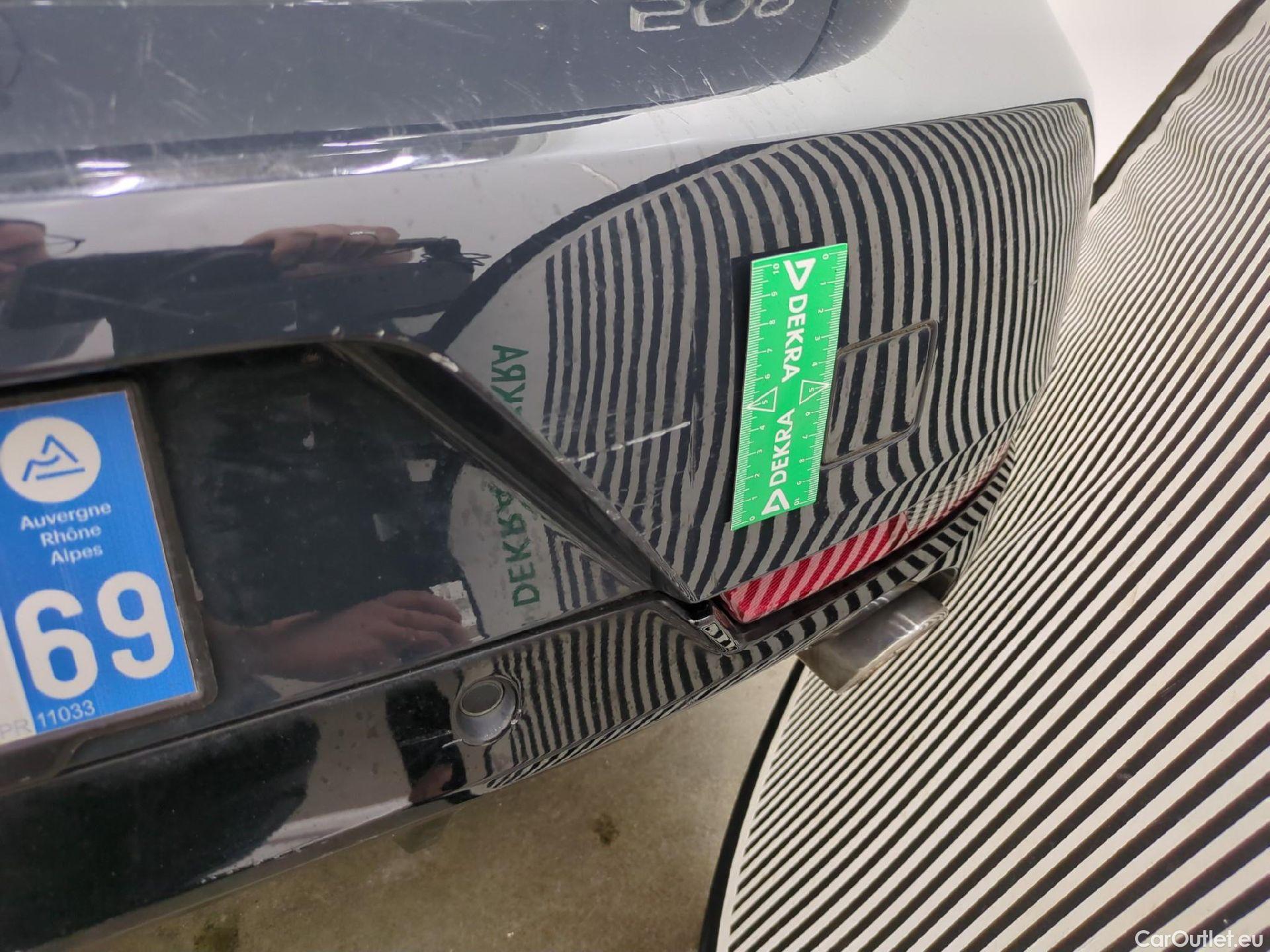  Peugeot  508 PEUGEOT  / 2018 / 5P / Berline HYBRID 225 E-EAT8 GT #86