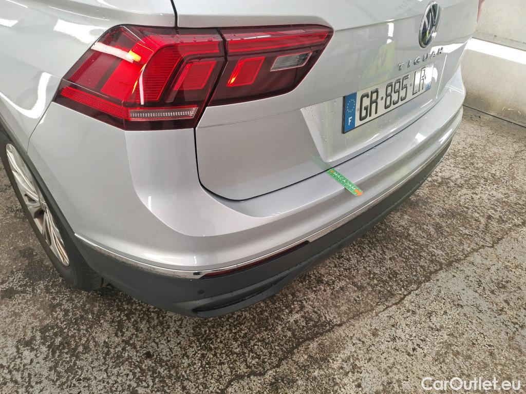  Volkswagen  Tiguan VOLKSWAGEN  / 2020 / 5P / SUV 2.0 TDI 150 DSG7 Life Business #1