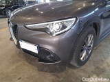  Alfa Romeo   STELVIO ALFA ROMEO / 2017 / 5P / SUV 2.2 TURBO DIESEL 190CV BUSINESS AT8 Q4 #36