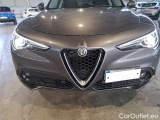  Alfa Romeo   STELVIO ALFA ROMEO / 2017 / 5P / SUV 2.2 TURBO DIESEL 190CV BUSINESS AT8 Q4 #43