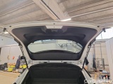  Peugeot  2008 PEUGEOT  / 2019 / 5P / CROSSOVER BLUEHDI 130 EAT8 ALLURE PACK S/S AUT. #81