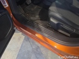  Peugeot  2008 PEUGEOT  / 2019 / 5P / CROSSOVER PURETECH 130 EAT8 ALLURE S/S AUT. #76