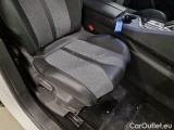  Peugeot  3008 PEUGEOT  / 2020 / 5P / SUV BLUEHDI 130 EAT8 SeS ALLURE #14