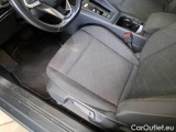  Volkswagen  Golf  VOLKSWAGEN / 2019 / 5P / BERLINA 2.0 TDI SCR 85KW LIFE DSG #101