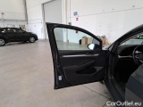  Volkswagen  Golf  VOLKSWAGEN / 2019 / 5P / BERLINA 2.0 TDI SCR 85KW LIFE DSG #99