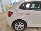  Volkswagen  Polo VOLKSWAGEN  / 2021 / 5P / BERLINA 1.0 TSI STYLE #44