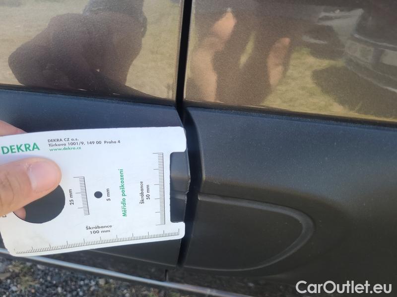  Citroen  Berlingo   (07.2018->)  MS 1.5BHDi 130 Feel #8