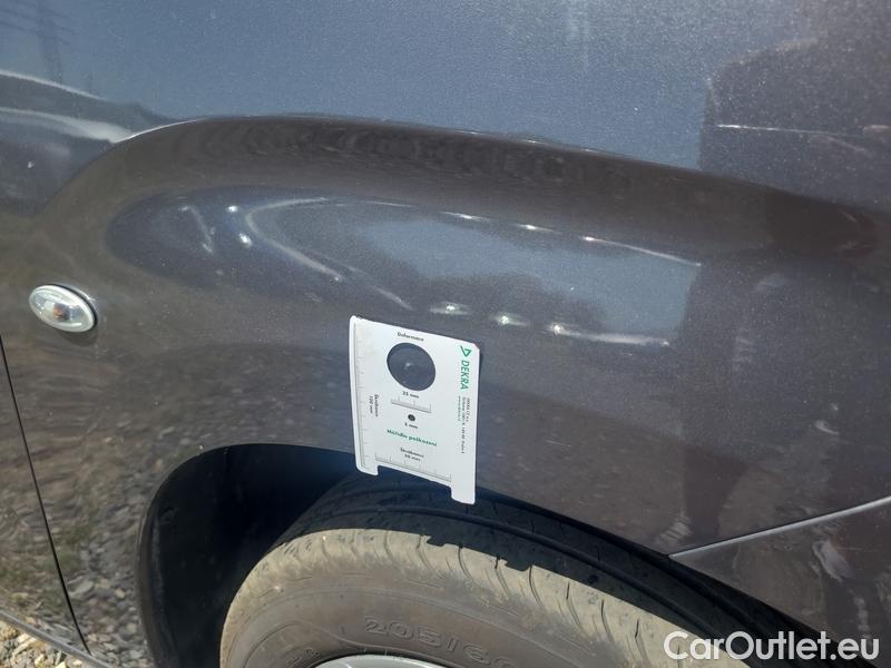  Citroen  Berlingo   (07.2018->)  MS 1.5BHDi 130 Feel #19
