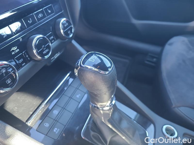  Skoda  Octavia  Lim.  (5E3)(03.2017->)  2.0TDI 110 L&K AT #22