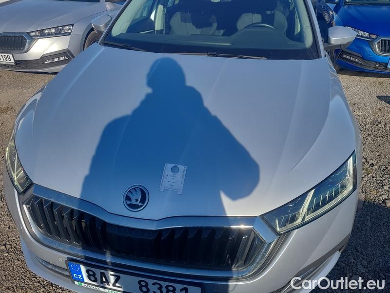  Skoda  Octavia  Combi (NX3)(2020) Oct.Combi 1.5TSI 110 Style #5