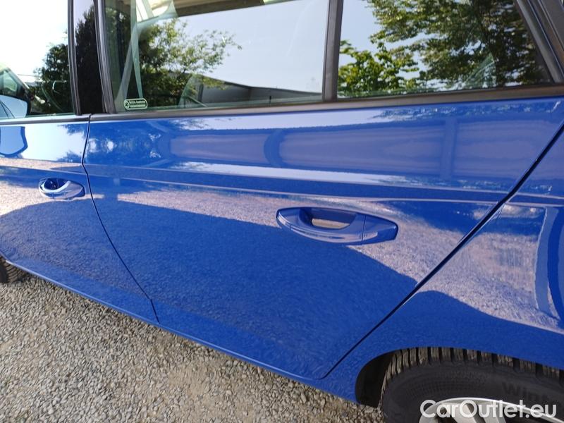  Skoda  Fabia  Combi (2015) Com.1.0TSI 70 Ambition 5d #23