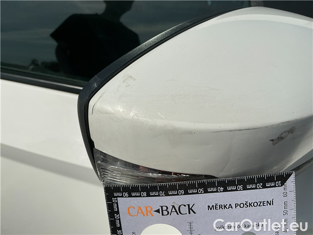  Skoda  Fabia Com.1.0TSI 70 Ambition 5d #8