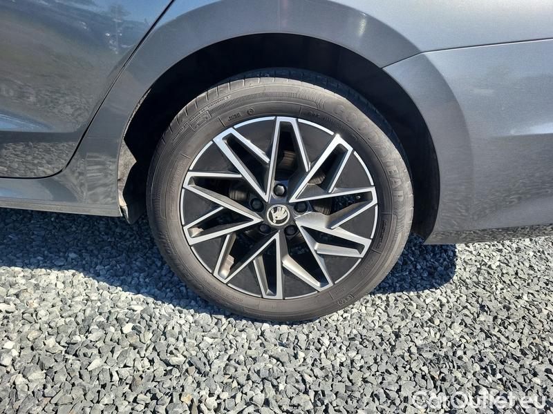  Skoda  Octavia  Combi (NX3)(2020) Oct.Combi 2.0TDI 110 Style #10
