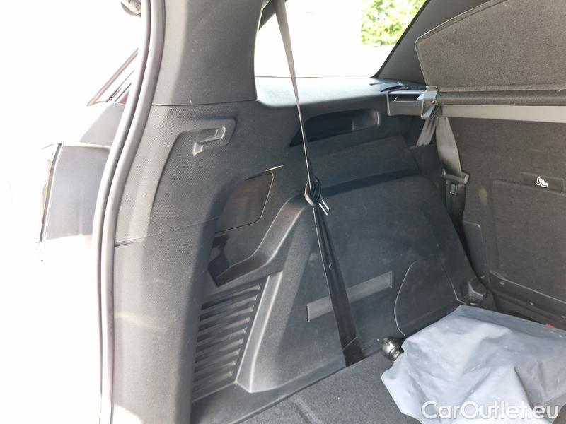  Peugeot  5008  (12.2016->)  1.6PT 180 GT AT 5d #8
