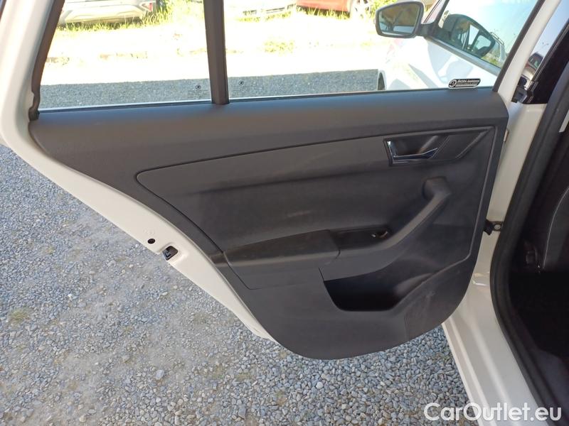  Skoda  Fabia  Combi (2015)  Com.1.0TSI 70 Style #12
