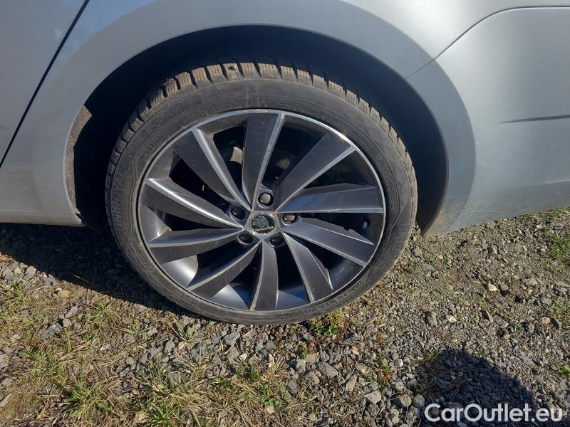  Skoda  Octavia  Lim.  (5E3)(03.2017->)  2.0TDI 110 L&K AT #5