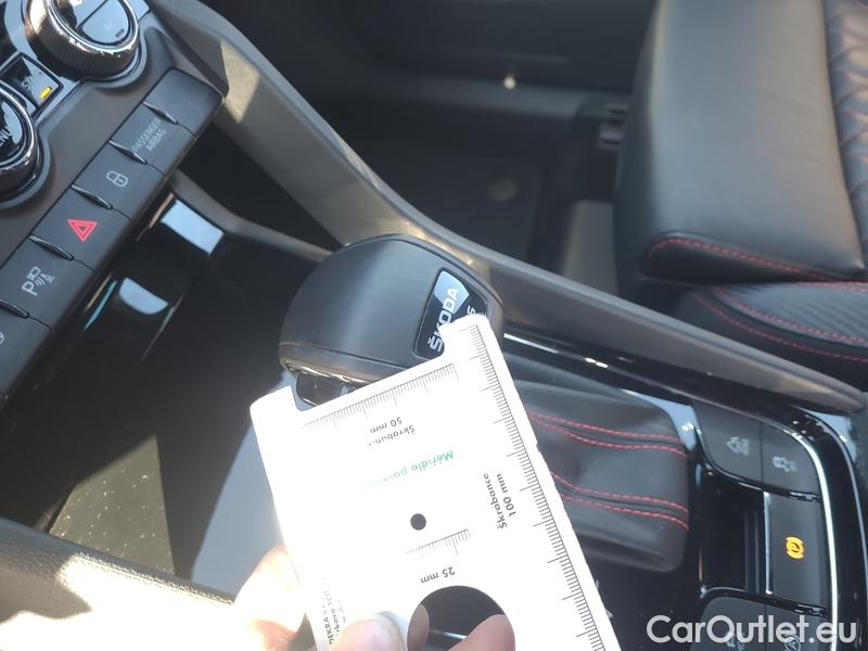  Skoda  Kodiaq  (2016)  2.0TSI 180 RS 4x4 AT #10