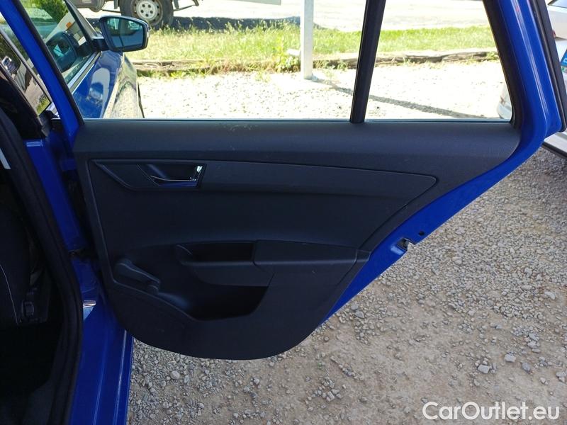  Skoda  Fabia  Combi (2015) Com.1.0TSI 70 Ambition 5d #17
