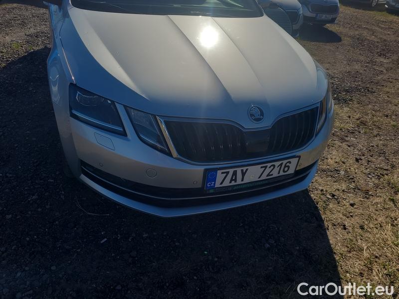  Skoda  Octavia  Lim.  (5E3)(03.2017->)  2.0TDI 110 L&K AT #2