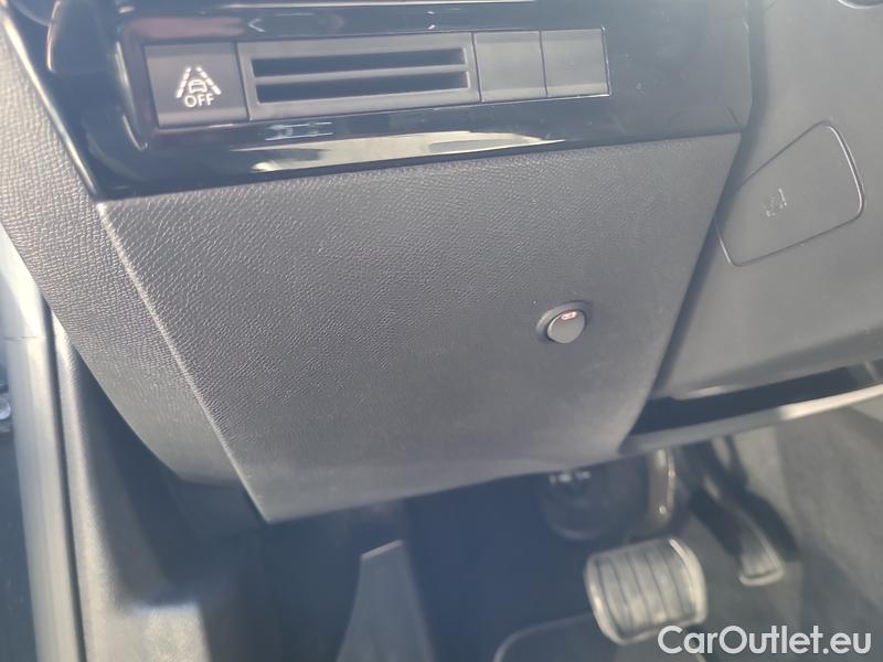  Peugeot  508   (2018->)  1.6PT 180 Allure AT #11