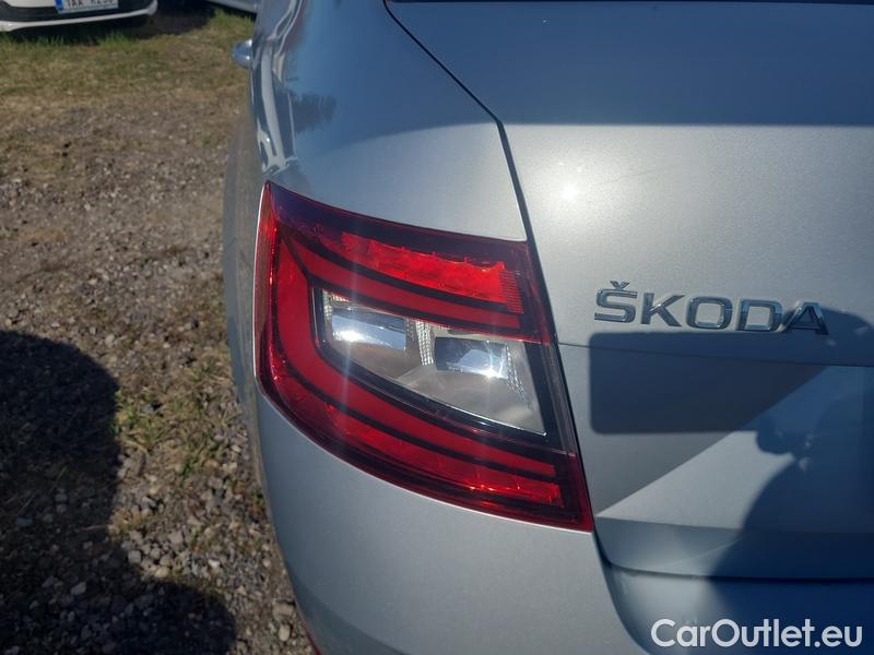  Skoda  Octavia  Lim.  (5E3)(03.2017->)  2.0TDI 110 L&K AT #17