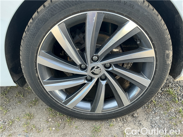  Skoda  Octavia  1.5TSI 110 Style 5d #7