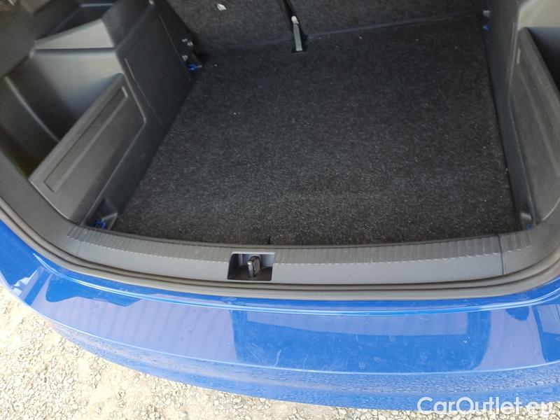  Skoda  Fabia  Combi (2015) Com.1.0TSI 70 Ambition 5d #12
