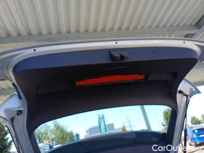  Volkswagen  Golf  VIII (CD1) (2019) Var 1.0TSI 81 Life #5