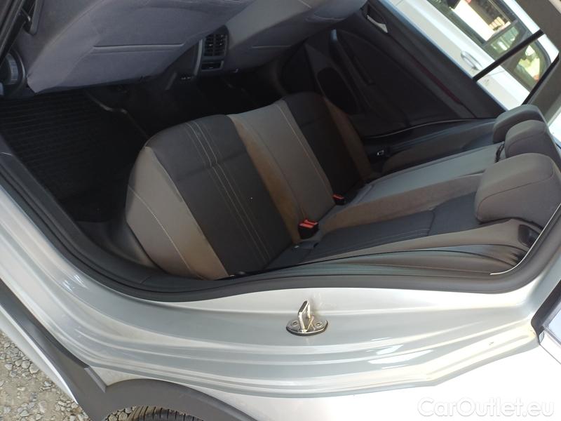 Volkswagen  Golf  VIII (CD1) (2019) Var.2.0TDI 147 ALL 4x4 AT #27