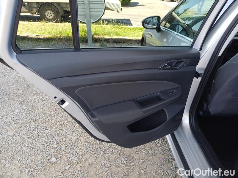  Volkswagen  Golf  VIII (CD1) (2019) Var.2.0TDI 147 ALL 4x4 AT #17