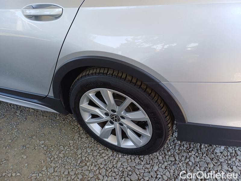  Volkswagen  Golf  VIII (CD1) (2019) Var.2.0TDI 147 ALL 4x4 AT #16