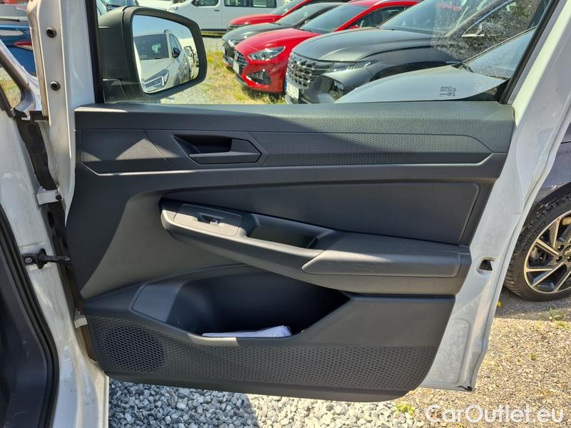  Volkswagen  Caddy  Cargo (SBA/SBH)(2020)  Maxi 2.0 TDI 75 4d #25