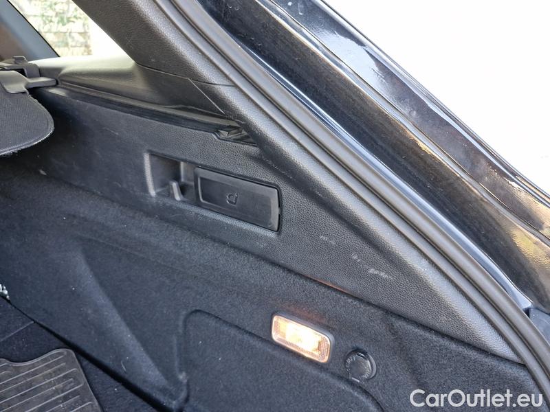  Toyota  Corolla  TouringSports (E21) (2019)  TS 2.0Hyb.Com.T.S.T.AT #15