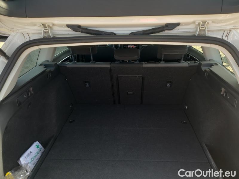  Volkswagen  Golf  VIII Variant (CG5) 2020 Var 1.5TSI EVO 110 HL #17
