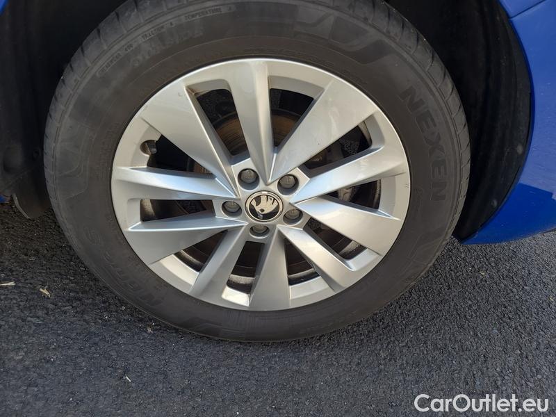 Skoda  Scala  (NW) (2019)  1.0 TSI 81 Style AT #7