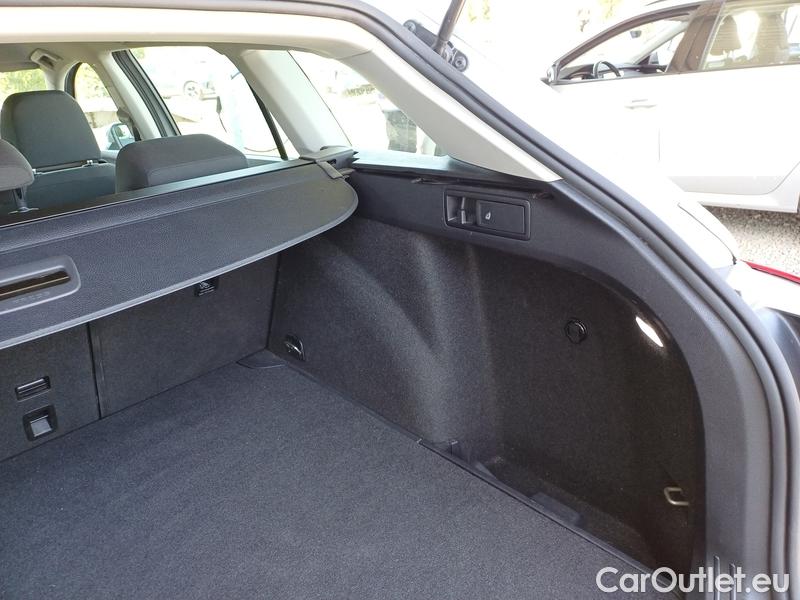  Volkswagen  Golf  VIII (CD1) (2019) Var 1.0TSI 81 Life #7