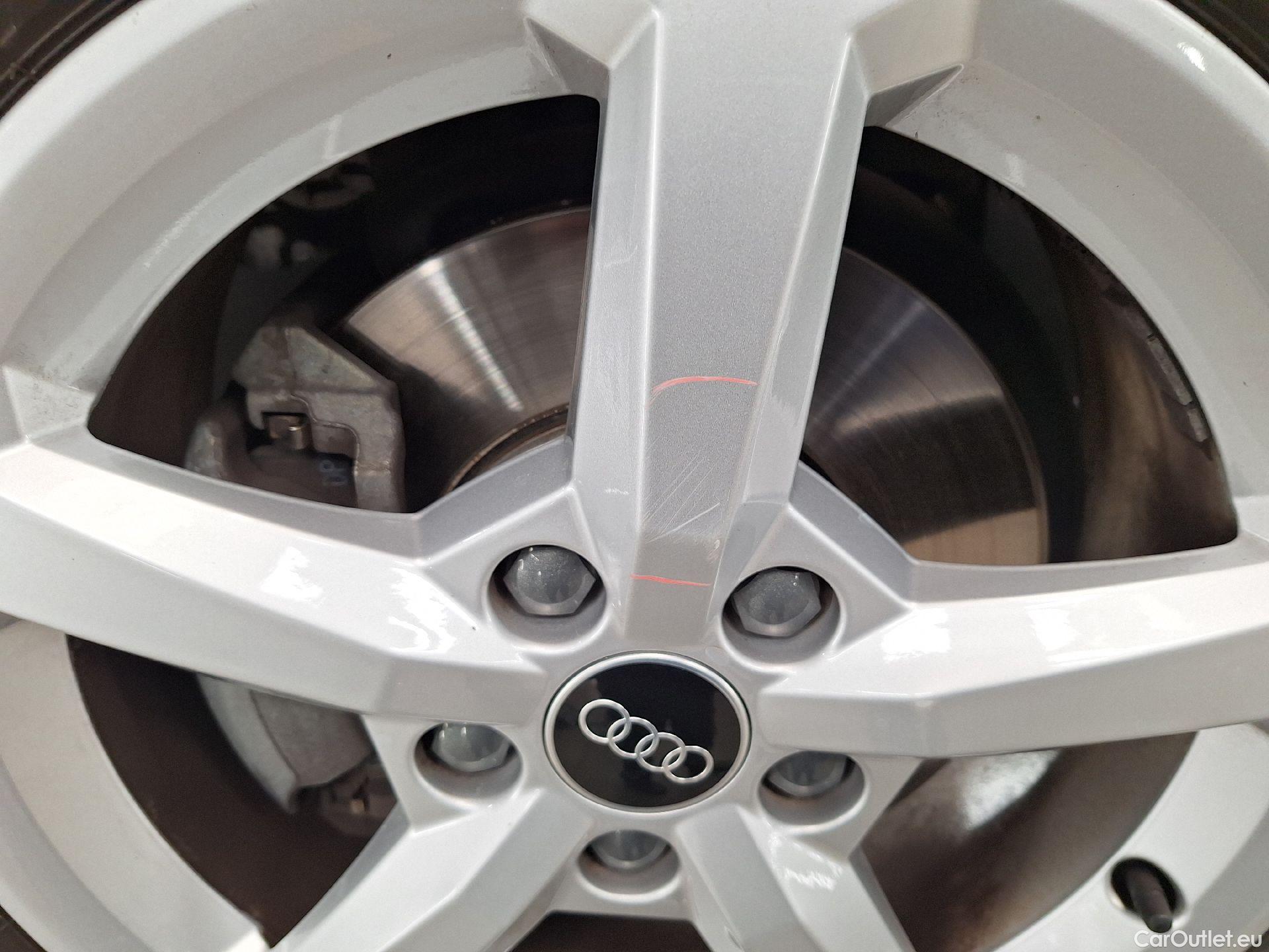  Audi  Q2 Audi,  FL'20, Audi  1.0 30 TFSI 81kW Attraction 5d #2