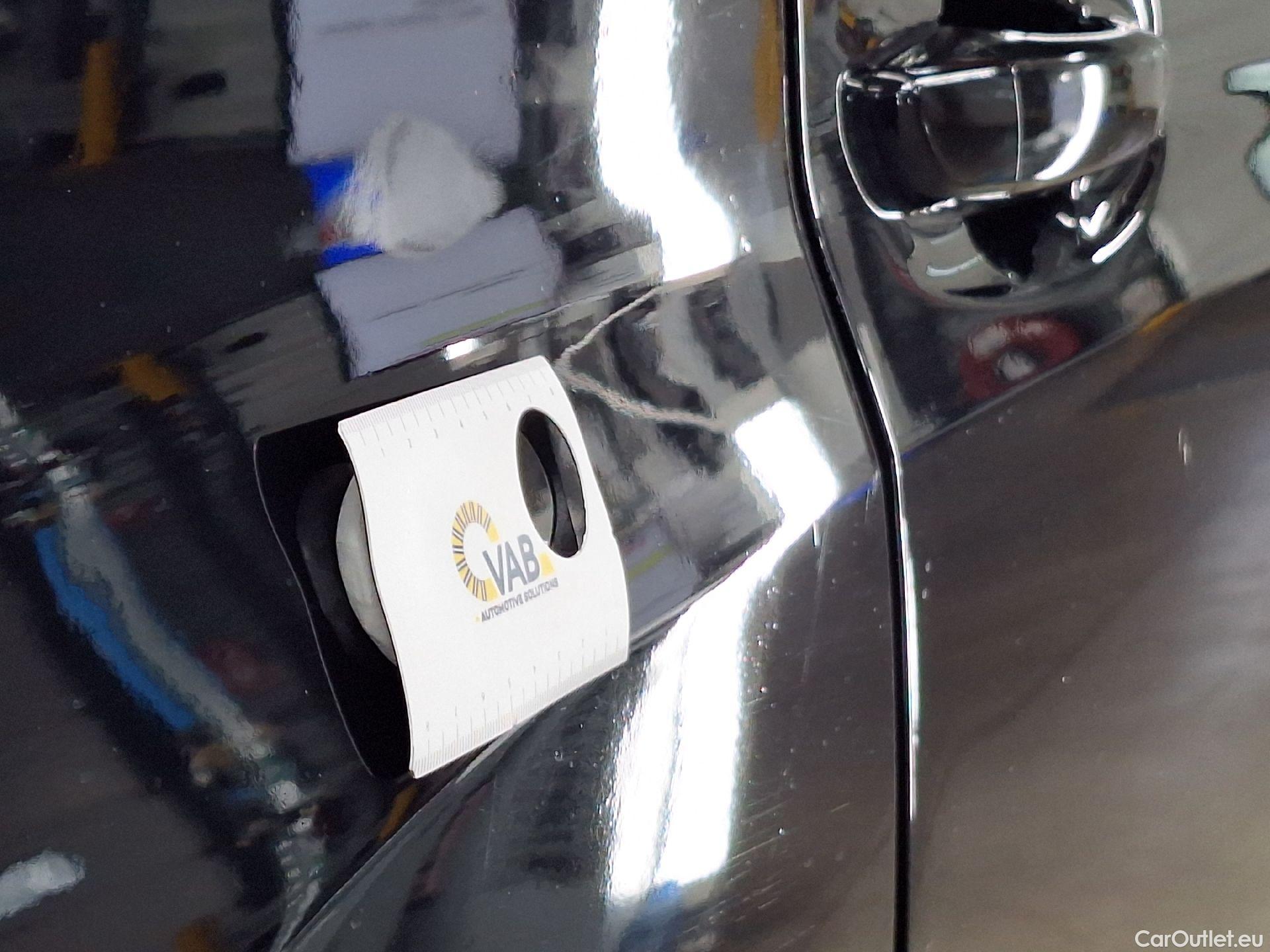  Peugeot  208 Peugeot,  '19, Peugeot  1.2 PureTech 100 MAN6 S&S ?6.3 Allure  #35