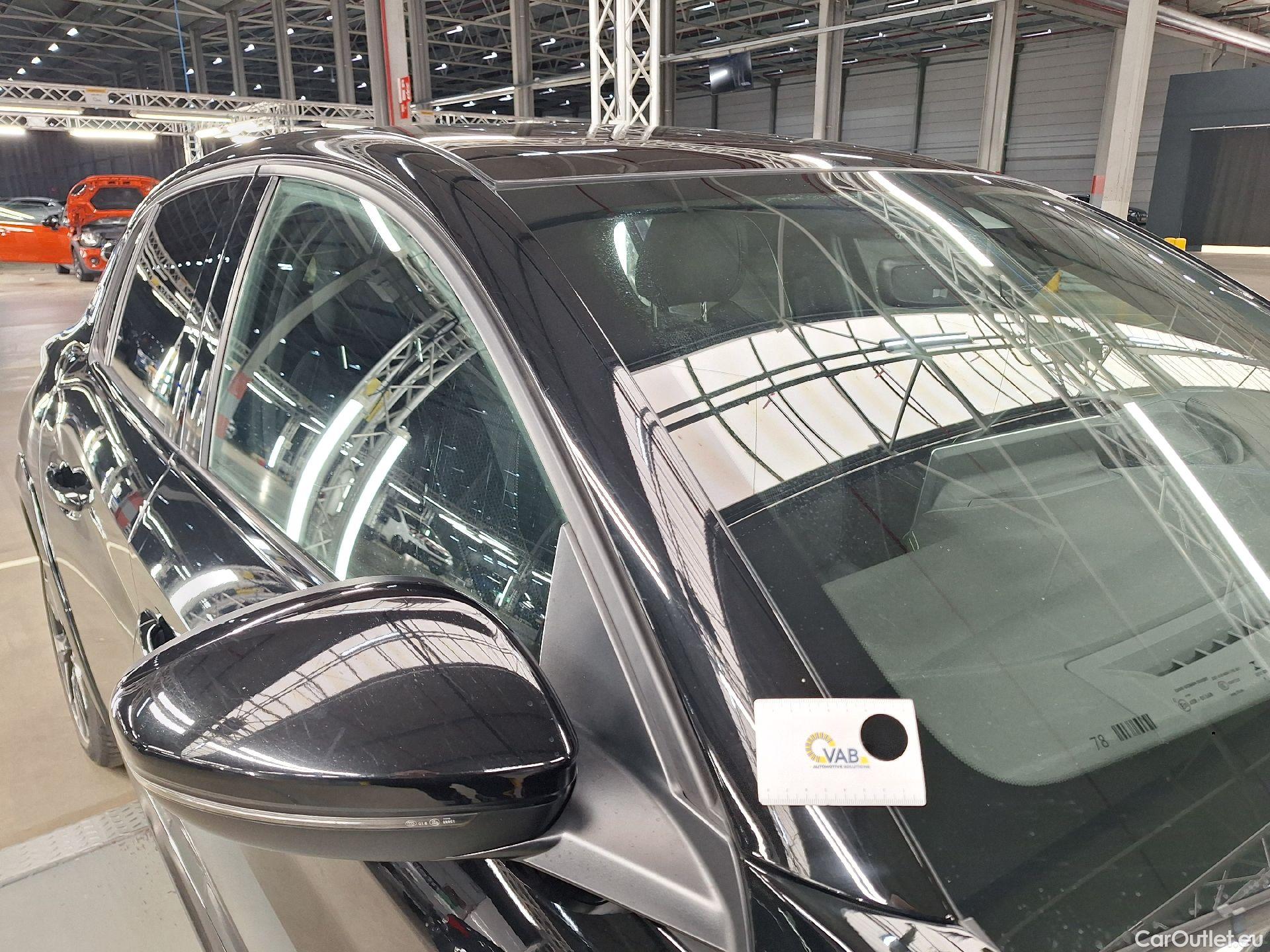  Peugeot  208 Peugeot,  '19, Peugeot  1.2 PureTech 100 MAN6 S&S ?6.3 Allure  #14