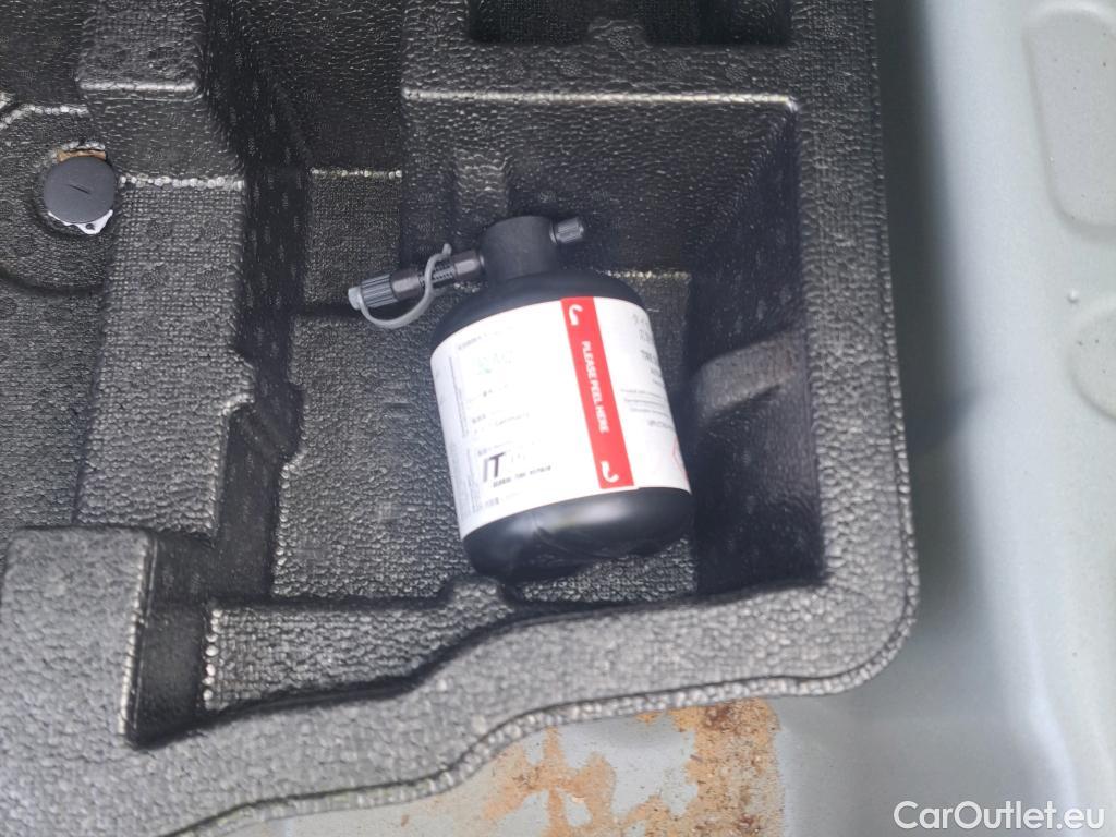  Toyota  Yaris Cross TOYOTA  / 2021 / 5P / todoterreno 1.5 120H Business Plus #6