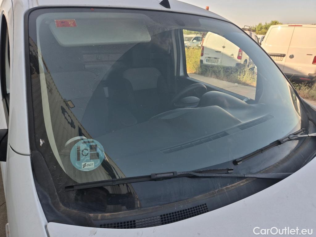  Renault  Kangoo RENAULT  Furgón/2013/3P/furgón derivado de turismo Profesional Blue dCi 70kW (95CV) #31