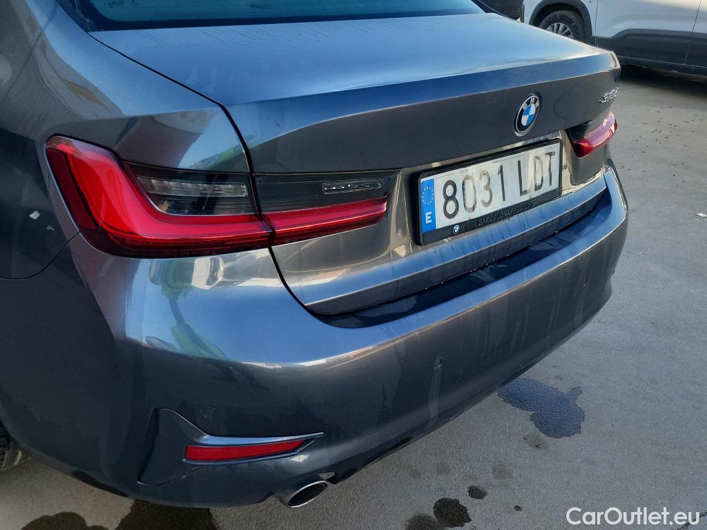  Bmw  Serie 3 BMW  / 2018 / 4P / sedán 318d #5