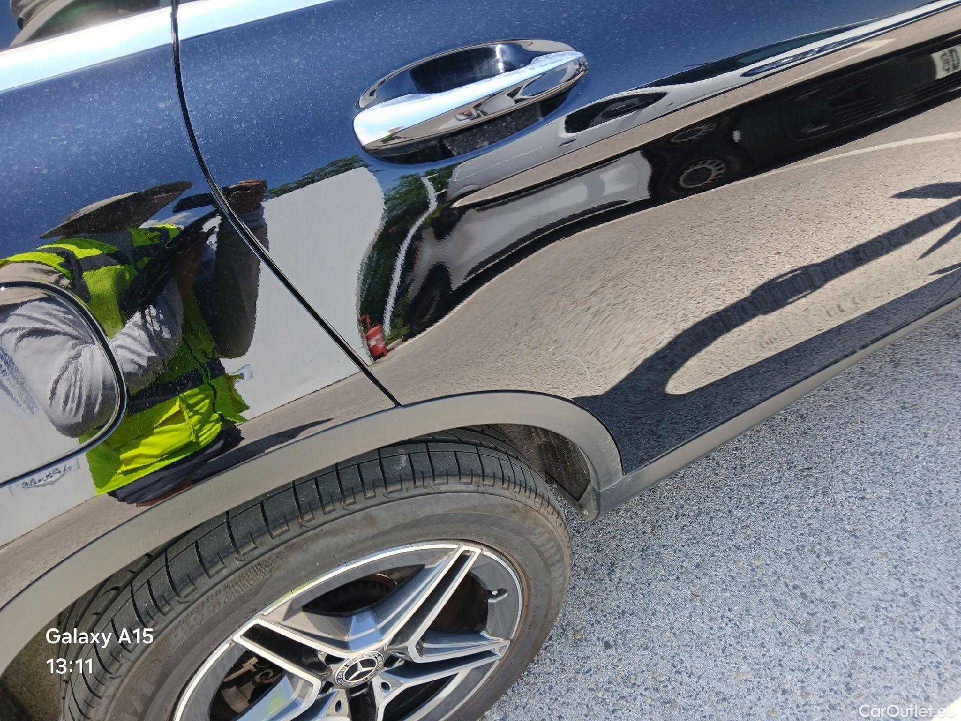  Mercedes  G-Klasee MERCEDES-BENZ Clase GLC / 2019 / 5P / todoterreno GLC 300 e 4MATIC #19