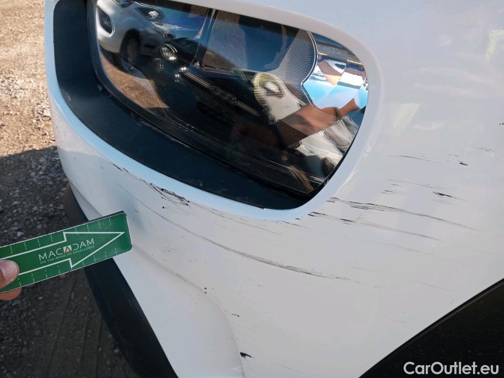  Citroen  C4 Cactus CITROEN  / 2018 / 5P / berlina con portón BlueHDi 100 S&S Feel #21