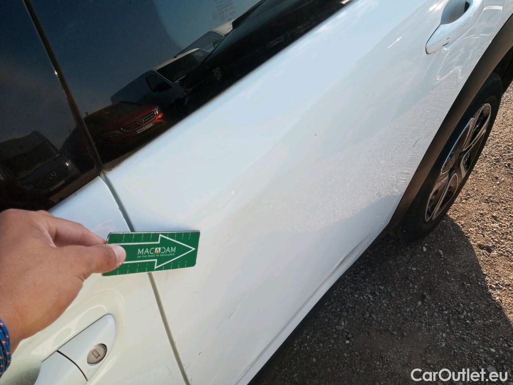  Citroen  C4 Cactus CITROEN  / 2018 / 5P / berlina con portón BlueHDi 100 S&S Feel #8