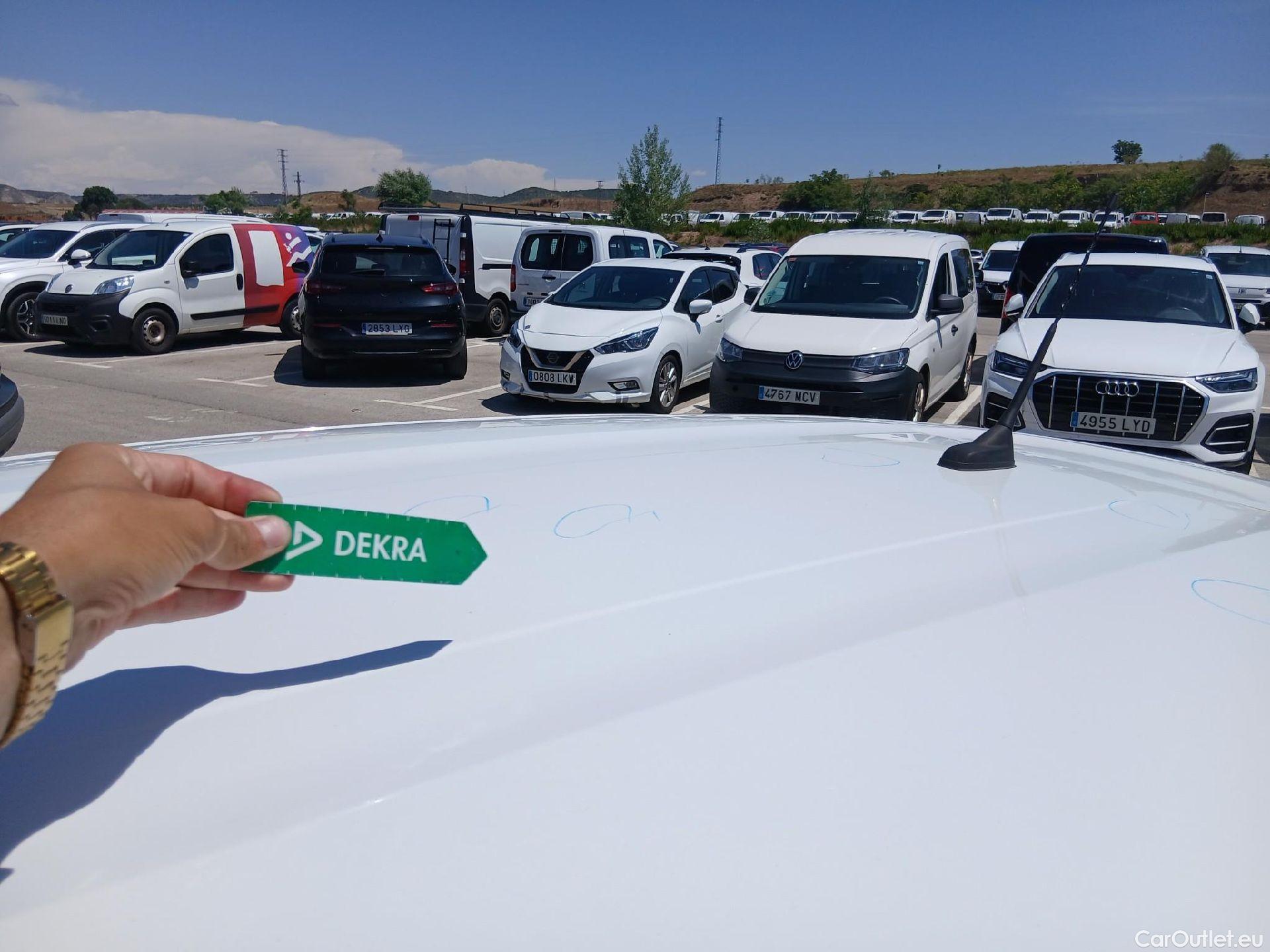  Citroen  C3 CITROEN  / 2020 / 5P / berlina con portón PureTech 60KW (83CV) Feel Pack #13